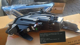 Nissan Magnite 1.0 Acenta Plus Cvt 2020-2023 Headlights/headlamps Led (Left abd Right Side)Contact R