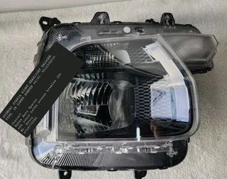 Hyundai Staria Right Headlight Halogen Type, In Lower Bumper 04/21- 92102cg030.contact Ryhen Auto Sp