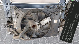 2001 Volvo S60 T5 Long, Radiator Set.ryhen Auto Sparescontact : Salesman Mr. Henrycall/whatsapp :  0