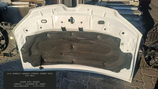 2018 Renault Sandero Stepway Bonnet Hood For Saleryhen Auto Sparescontact : Salesman Mr. Henrycall/w