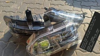 Renault Kiger 2020 Onwards LED Brand New Genuine Left and Right spotlights and Headlights.RYHEN AUT