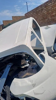 Toyota Hilux d4d double cab canopy with glass _ shell