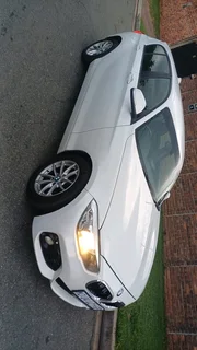 2015 BMW 118i (F20 LCI) Sport Line 5-door hatchback.Black cloth seatSpare wheelJackFactory fitted Ac