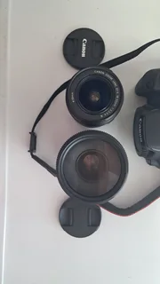 PRISTINE CONDITION CANON 4000D TWIN LENS CAMERA BUNDLE