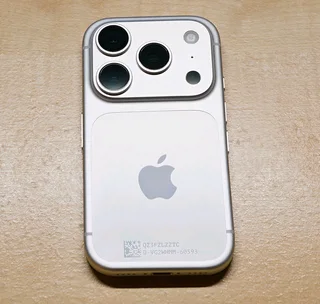 Smallest smartphone in the world