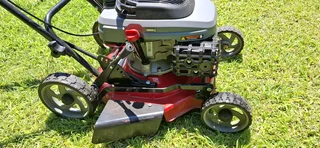 Tanderm VX200 Lawn mawer R5500