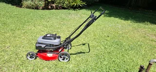 Tanderm VX200 Lawn mawer R5500