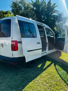 2019 VW Caddy Crew Bus 2.0 TDI (Non-Maxi)