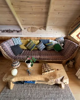 Tiny house accommodation in tranquil setting just 8km from Plettenberg Bay for December 2025