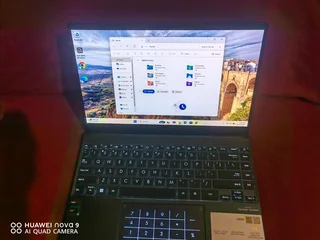 Asus zenbook core i5 11th gen 512ssd 8gig ram Oled display battery 12&#43; in very good condition.