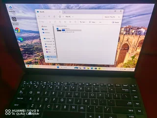 Asus zenbook core i5 11th gen 512ssd 8gig ram Oled display battery 12&#43; in very good condition.
