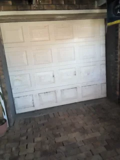 garage doors x2