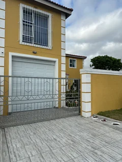 Premium Nsfas-accredited Student Single Room Accommodation In Belhar, Cape Town