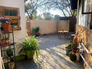 Beautiful House (PLUS granny flat) for rent in Meyerspark