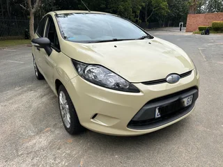 2010 Ford Fiesta 1.6 Ambiente Very Neat