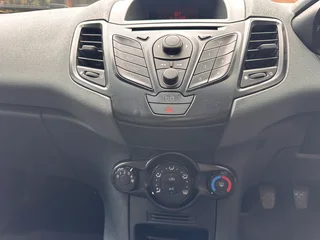 2010 Ford Fiesta 1.6 Ambiente Very Neat