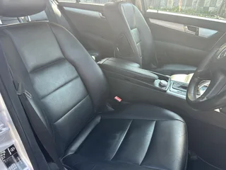 2009 Mercedes C200 Avantgarde Auto