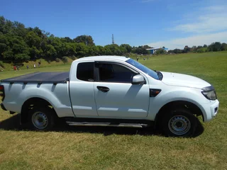 2015 Ford Ranger Club Cab 3.2 Diesel Engine R 125000.00