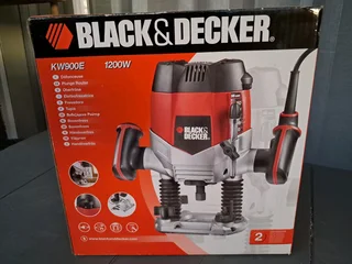 Black &amp; Decker Router 1200w [Brand New]