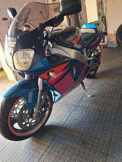 1995 Yamaha YZF