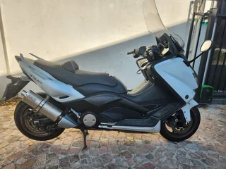 2016 Yamaha Tmax