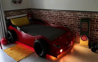 Bed Car