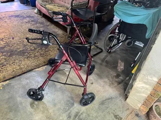 Rollator (Walker), 4 Wheels