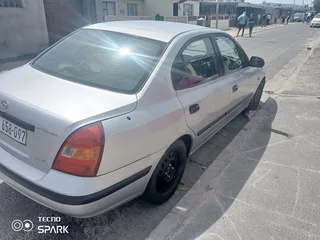 2001 Hyundai Elantra Sedan