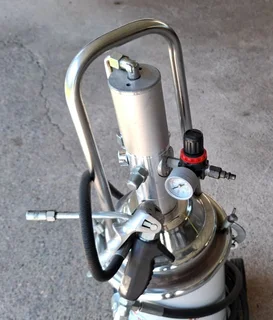 Pneumatic Grease Pump
