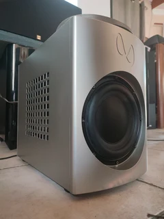 Infinity Oreus 7.1 speaker set in immaculate condition all aluminium enclosures for each unit with d