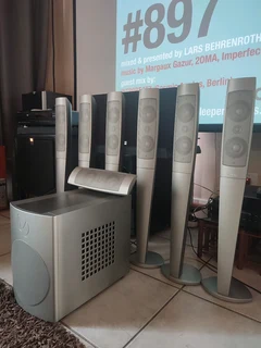 Infinity Oreus 7.1 speaker set in immaculate condition all aluminium enclosures for each unit with d