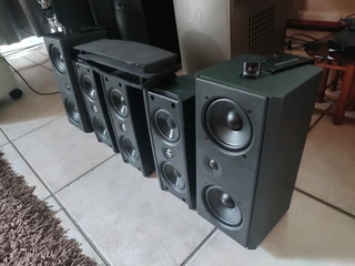 Polycom 5.0 speaker set with 4 ohms 150 watt RMS each with quality sound and bass output perfect for