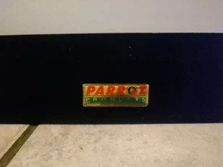 Acer p1285 hdmi 3200 lumens projector with 90 inch 16:9 parrot h d screen and accessories in excelle