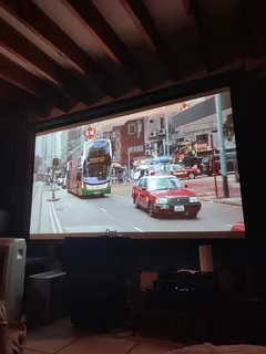 Dell 1220 HDMI full HD projector at 3200 lumens with remote in immaculate condition low bulb life pe