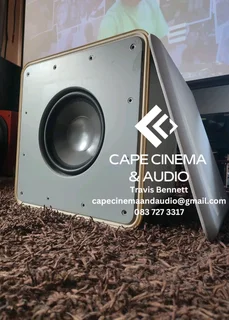 Boston HPS 10SE 250 watt 400 watt peak RMS 10 inch deep bass active subwoofer in immaculate conditio