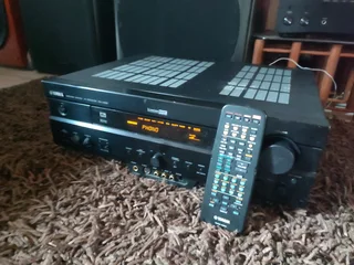 Yamaha RX-V620 surround 5.1 amplifier with remote in immaculate condition with quality sound output