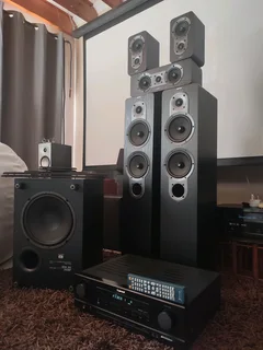 Jamo 5.1 surround sound system with Sherwood 5.1 HDMI 100 watt per a channel and comes with remote a