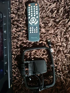 Sherwood RD-6502 surround sound amplifier 125 watts per a channel and comes with remote in immaculat