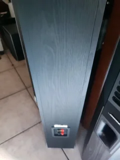 Polk Audio Monitor series 5.1 surround sound speaker set perfect for movies and music applications w