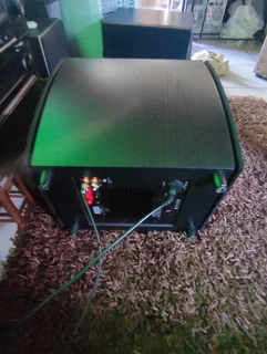 Jamo C80 SUB active dual 10 inch 1800 watt RMS 4200 watt peak subwoofer in immaculate condition with