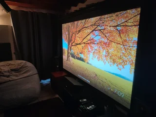 Epson EB-2245U projector 1920*1200 4200 lumens 16:10 Hi-Definition multi media projector in immacula