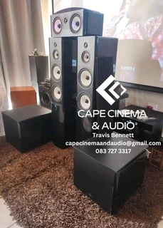 Boston 5.2 surround sound speaker set in immaculate condition with high-end audio output and bass pe