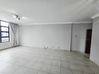 Upmarket apartment in Umhlanga Rocks