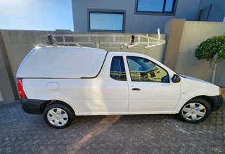 Nissan NP 200