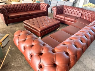 Re-upholstery and custom made lounge suite