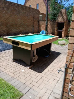 Pool Tabke & Acessories