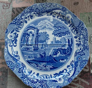 Antique Collector Display Plates