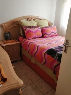 3 BEDROOM 2 BATHROOM FOR RENT IN BOITEKONG LUSIKISIKI