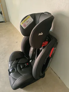 JOIE BABY SEAT