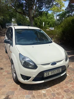 2013 Ford Figo Hatchback